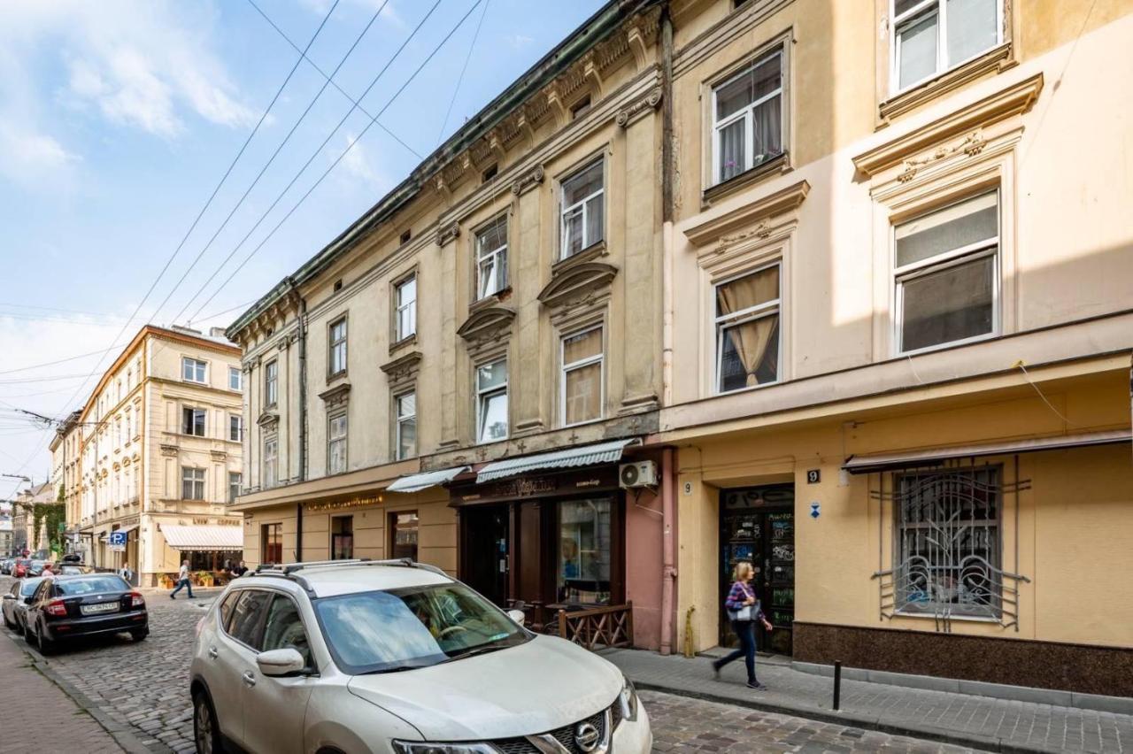 Братів Рогатинців 9/1 לבוב מראה חיצוני תמונה